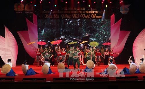 Erhöhung der wirtschaftlichen Stärkung von Frauen ist Privileg  - ảnh 1